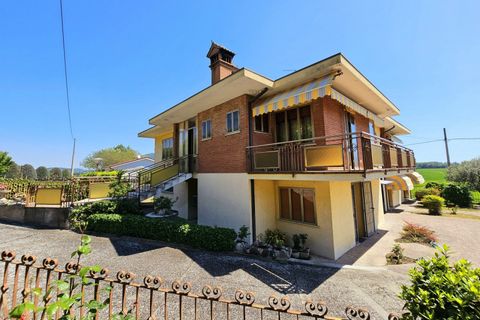 Villa i Baone, Padua, Baone - € 200.000 | Ref: BIF 483 - foto 1