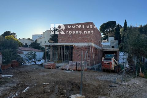 Villa i Roses, Gerona, Roses - € 599.000 | Ref: 3647 - foto 11