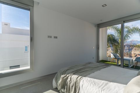Villa a Finestrat, Alicante, Finestrat - € 790.000 | Ref: BG15401A - foto 13