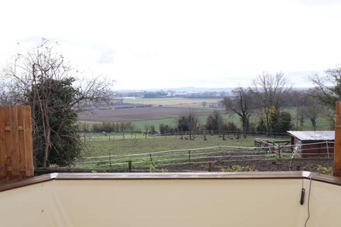 Villa i Chaptuzat, Puy-de-Dome, Chaptuzat - € 320 000 | Ref: 427960JUI - foto 10