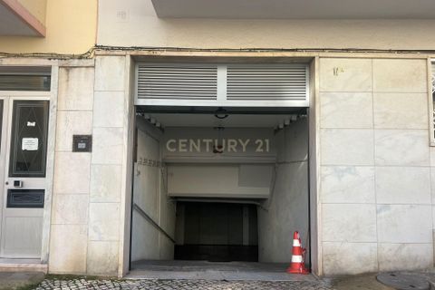 Garage i Amadora, Lisbon, Amadora - € 65.000 | Ref: C0222-06703 - foto 2