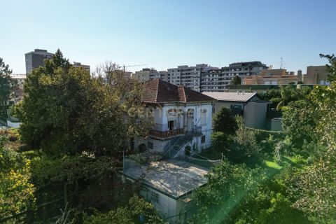 Helårsgrund i Santo Tirso, Porto, Santo Tirso - € 4.000.000 | Ref: C0256-03092 - foto 8