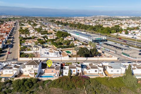 Villa a Torrevieja, Alicante, Torrevieja - € 330.000 | Ref: AG19MLSC8622866 - foto 50