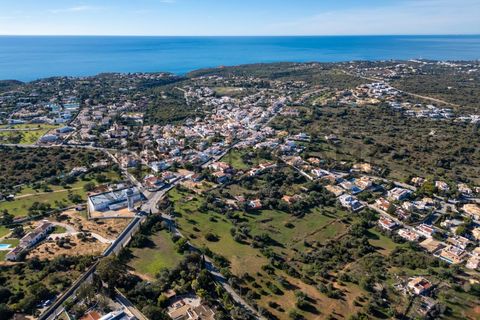 Helårsgrund i Estombar, Faro, Estombar - € 750.000 | Ref: City-25-99C - foto 5