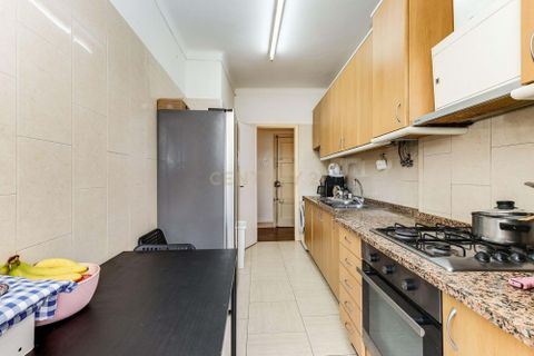 Lejlighed i Queluz, Lisbon, Queluz - € 260.000 | Ref: C0221-03802 - foto 2