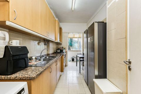 Lejlighed i Queluz, Lisbon, Queluz - € 260.000 | Ref: C0221-03802 - foto 7