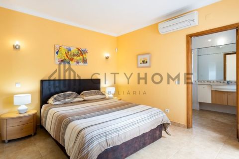 Villa a Estombar, Faro, Estombar - € 1.195.000 | Ref: City-25-100C - foto 12