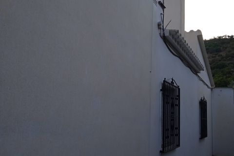 Villa a Cutar, Malaga, Cutar - € 262.000 | Ref: ID4400 - foto 2