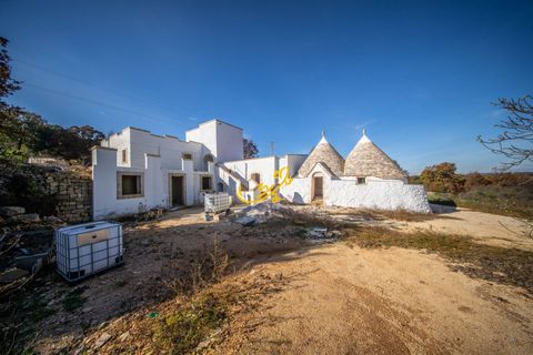 Landejendom i Alberobello, Bari, Alberobello - € 800.000 | Ref: M 33 - foto 1