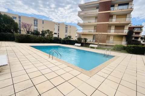 Lejlighed i Sainte-Maxime, Var, Sainte-Maxime - € 429.000 | Ref: getkey_9031 - foto 2