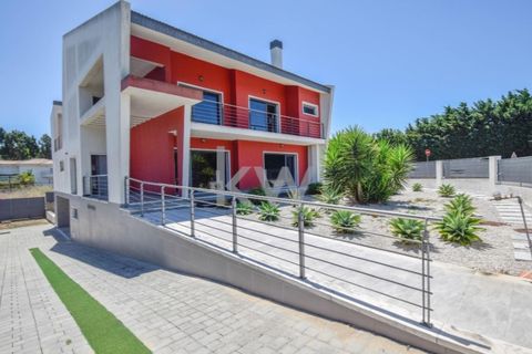 Villa i Carnaxide, Lisbon, Carnaxide - € 2.000.000 | Ref: KWPT-003774 - foto 8