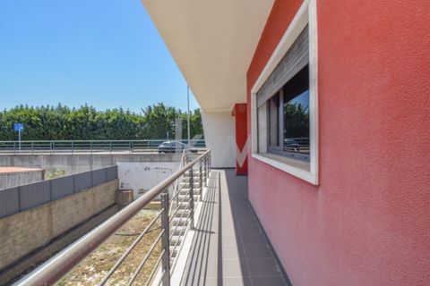 Villa i Carnaxide, Lisbon, Carnaxide - € 2.000.000 | Ref: KWPT-003774 - foto 27