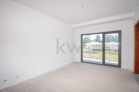 Villa i Carnaxide, Lisbon, Carnaxide - € 2.000.000 | Ref: KWPT-003774 - foto 31