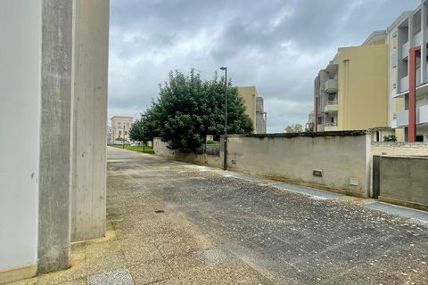 L'establiment comercial a Lecce, Lecce, Lecce - € 400/mes | Ref: 400taranto - foto 6