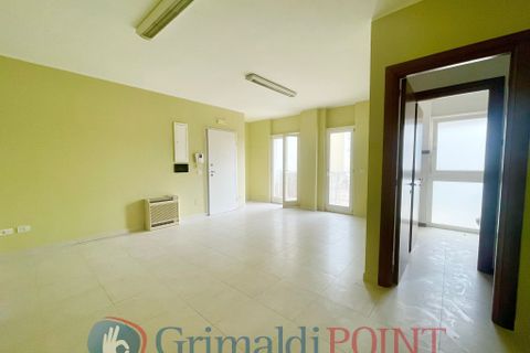 L'establiment comercial a Lecce, Lecce, Lecce - € 400/mes | Ref: 400taranto - foto 11