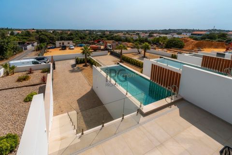 Byhus i Almancil, Faro, Almancil - € 1.390.000 | Ref: 254 - foto 47