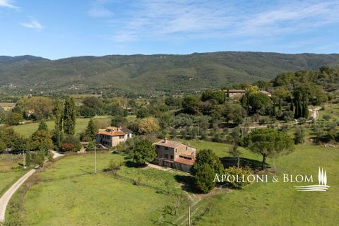 Farm hus i Cortona, Arezzo, Cortona - € 499.000 | Ref: COR3468-789144 - foto 9