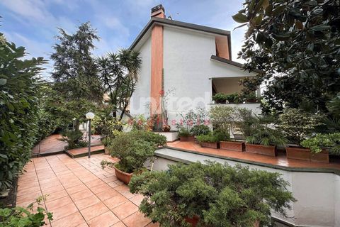 Villa i Rome, Rome, Rome - € 790.000 | Ref: 135 - foto 27