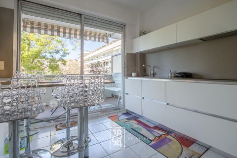 Leilighet i Marseille, Bouches-du-Rhone, Marseille - € 695 000 | Ref: NB8N-Y8P-AND - foto 9