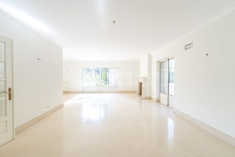 Villa a Alcabideche, Lisbon, Alcabideche - € 11.000/mes | Ref: PROP-33986 - foto 3