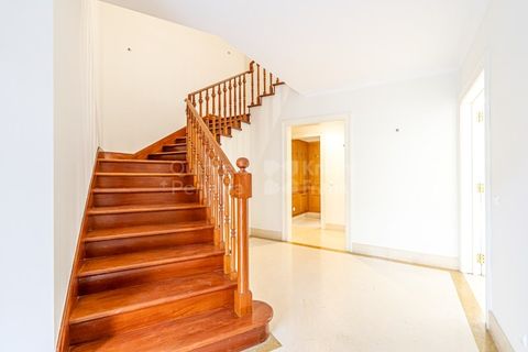 Villa a Alcabideche, Lisbon, Alcabideche - € 11.000/mes | Ref: PROP-33986 - foto 13