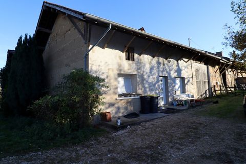 Farm hus i Romenay, Saone-et-Loire, Romenay - € 86.000 | Ref: 340935390842 - foto 1