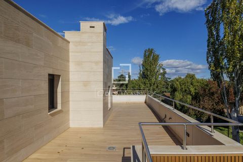 Villa a Boadilla Del Monte, Madrid, Boadilla Del Monte - € 3.250.000 | Ref: POZ53421 - foto 32