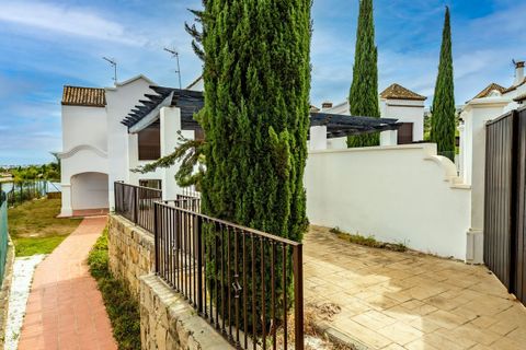 Villa a Estepona, Malaga, Estepona - € 755.000 | Ref: R5191564 - foto 10