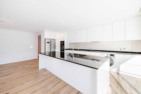 Villa i Oeiras, Lisbon, Oeiras - € 1.190.000 | Ref: C0407-00538 - foto 4
