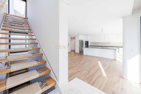 Villa i Oeiras, Lisbon, Oeiras - € 1.190.000 | Ref: C0407-00538 - foto 12
