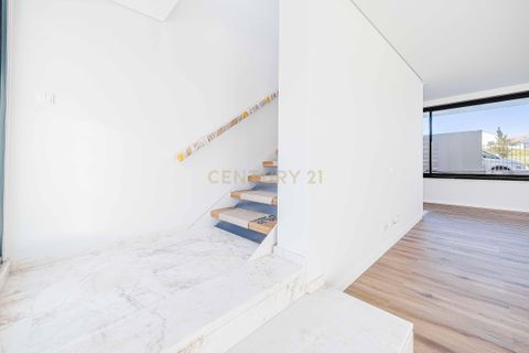 Villa i Oeiras, Lisbon, Oeiras - € 1.190.000 | Ref: C0407-00538 - foto 13