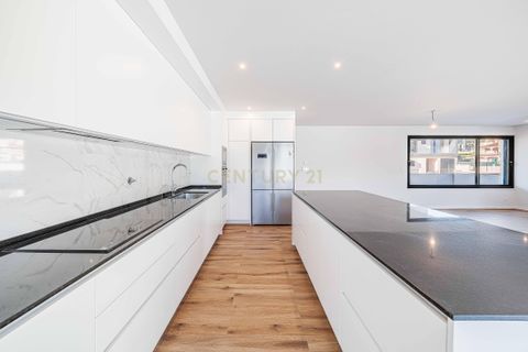 Villa i Oeiras, Lisbon, Oeiras - € 1.130.000 | Ref: C0407-00537 - foto 4