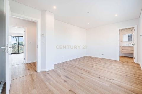 Villa i Oeiras, Lisbon, Oeiras - € 1.130.000 | Ref: C0407-00537 - foto 16