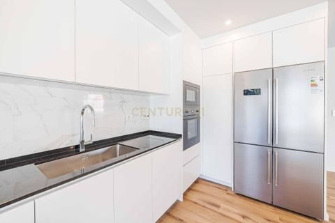 Villa i Oeiras, Lisbon, Oeiras - € 1.130.000 | Ref: C0407-00537 - foto 17