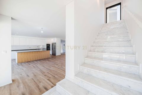 Villa i Oeiras, Lisbon, Oeiras - € 1.130.000 | Ref: C0407-00537 - foto 21