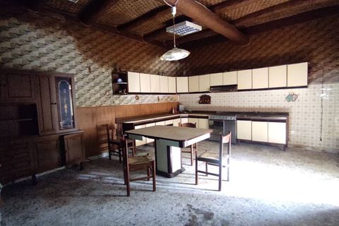 Landejendom i Castel Morrone, Caserta, Castel Morrone - € 85.000 | Ref: 64 - foto 33