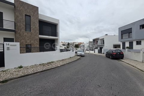 Villa a Laranjeiro, Setubal, Laranjeiro - € 695.000 | Ref: HUB98466HQ - foto 2