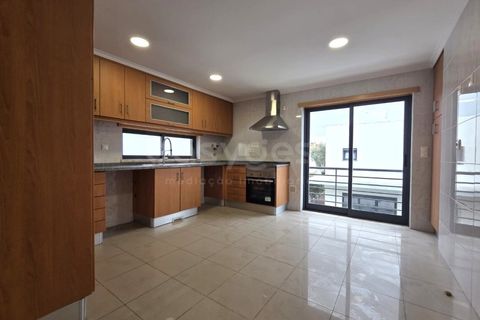 Villa a Laranjeiro, Setubal, Laranjeiro - € 695.000 | Ref: HUB98466HQ - foto 5