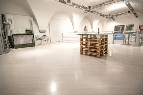 Erhvervsejendom i Prato, Prato, Prato - € 598.000 | Ref: DC598 - foto 18