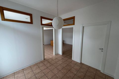 L'establiment comercial a Fermo, Fermo, Fermo - € 600/mes | Ref: AA412 - foto 6