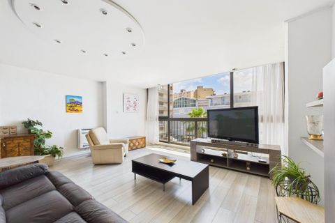 Lejlighed i Ajaccio, Corse-du-Sud, Ajaccio - € 355.000 | Ref: VA12651-MAXIMMO - foto 2