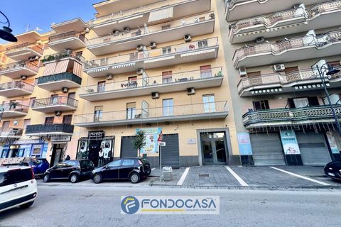 Leilighet i Sant'Antimo, Naples, Sant'Antimo - € 195 000 | Ref: Sant'Antimo - via Roma con terrazzo - foto 3