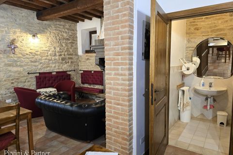 Erhvervsejendom i Gubbio, Perugia, Gubbio - € 900.000 | Ref: PG1900 - foto 14