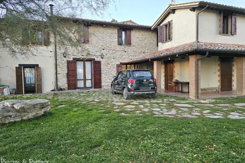Erhvervsejendom i Gubbio, Perugia, Gubbio - € 900.000 | Ref: PG1900 - foto 22