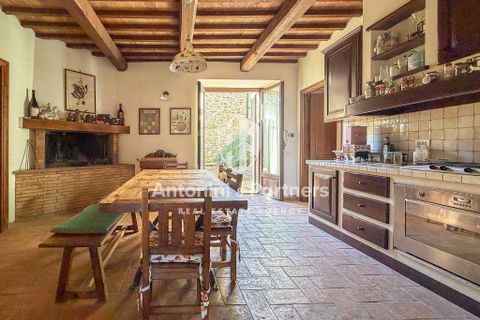 Villa a Ficulle, Terni, Ficulle - € 690.000 | Ref: 70426 - foto 2
