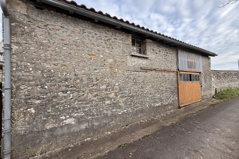 Villa a Saint-Gourson, Charente, Saint-Gourson - € 49.500 | Ref: BVI83869 - foto 2