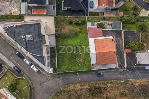 Helårsgrund i Pedroso, Porto, Pedroso - € 65.000 | Ref: ZMPT583396 - foto 1