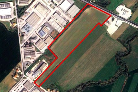 Helårsgrund i Monte Roberto, Ancona, Monte Roberto - € 960.000 | Ref: 2537333 - foto 8