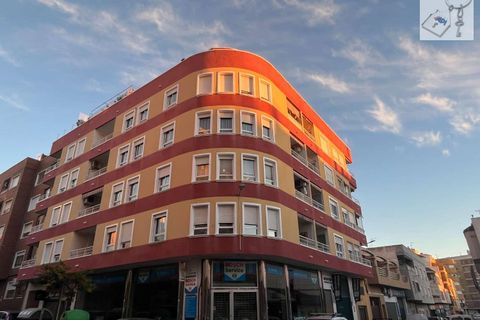 Appartement - Torrevieja, Alicante - photo 1