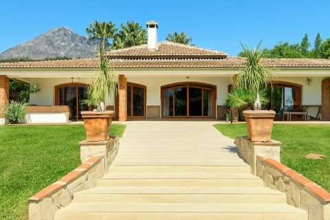 Villa a Marbella, Malaga, Marbella - € 2.450.000 | Ref: ARGM035V4 - foto 18